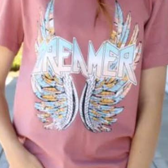 Mauve Dreamer Wings Boho Graphic Tee - XL - Picture 2 of 2